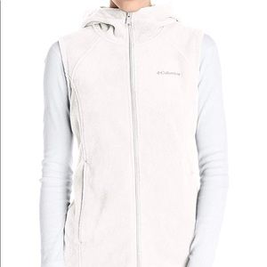 Columbia fleece vest
